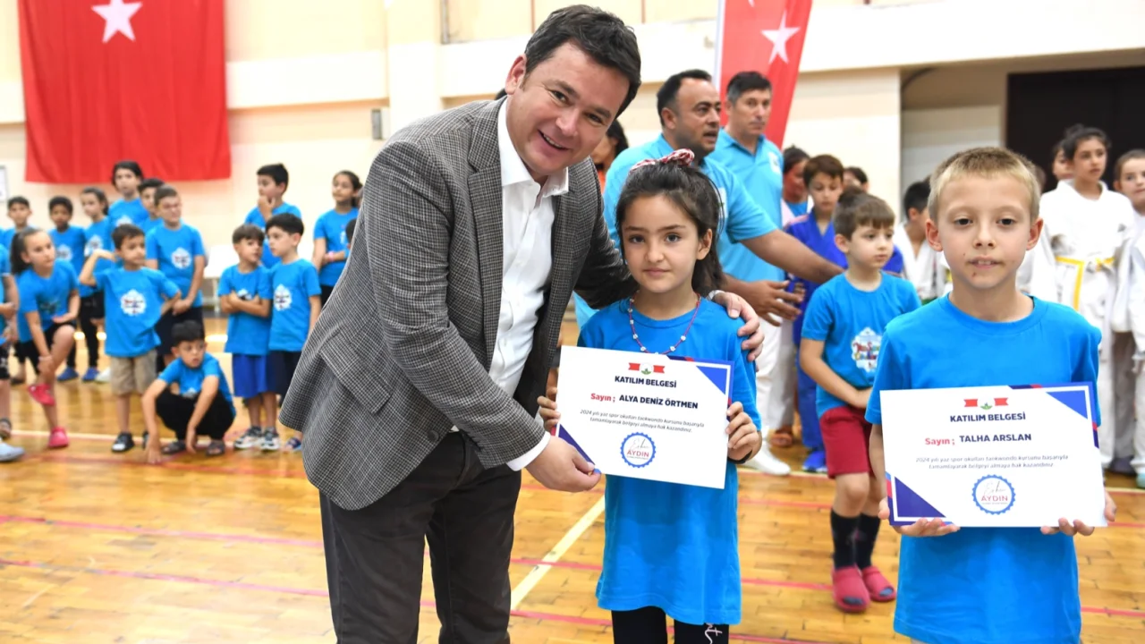Osmangazi'de genç judo ve taekwondocular sertifikalarını aldı -