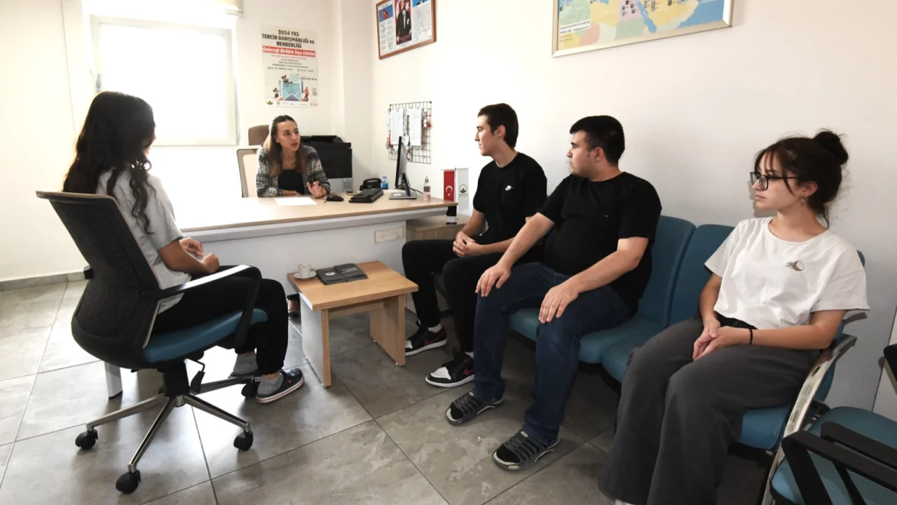 Osmangazi’den üniversite tercihi yapacak gençlere destek -