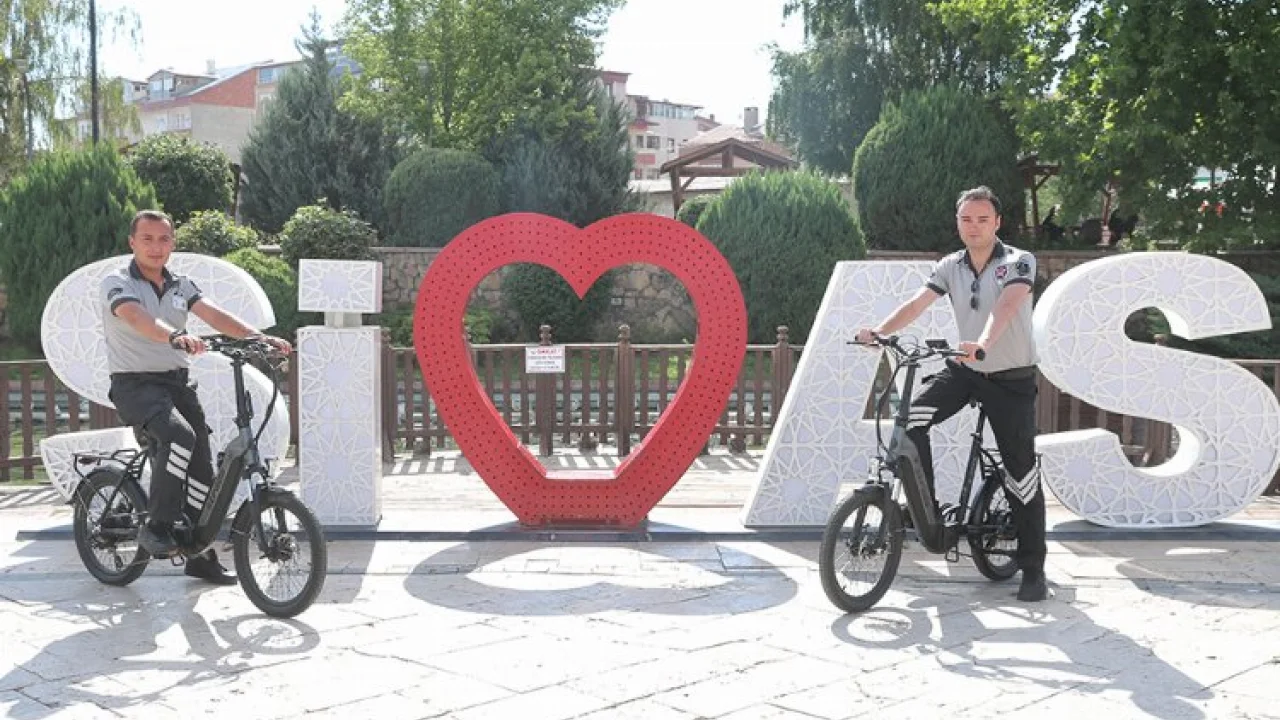 Sivas'ın parklarında güvenlikçilerin işleri kolaylaştı -