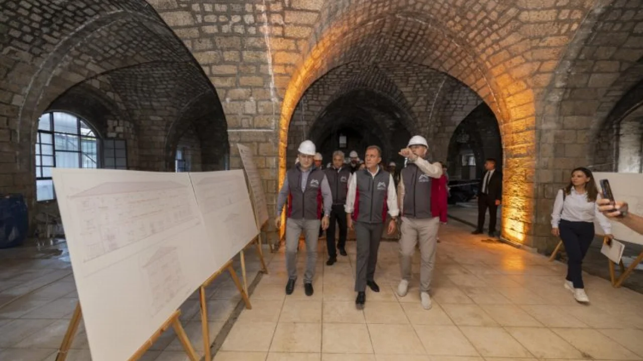 Taş Bina Mersin'i canlandıracak -