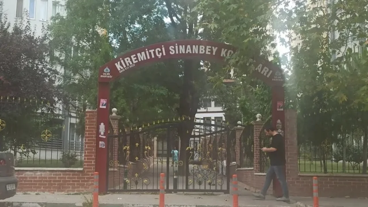Vatandaş, Doğanbey Toki’nin sebep olduğu yol probleminden şikayetçi -
