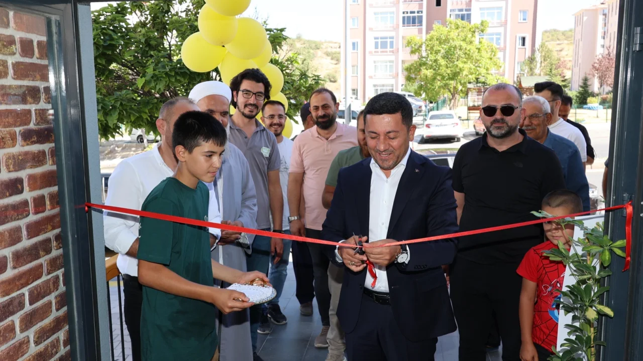 Başkan Arı Bekdik Mahallesi’nde -