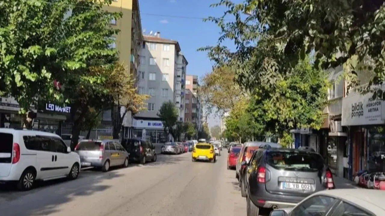 Gazcılar Caddesi’ndeki otopark sorunu vatandaşı zor durumda bırakıyor -