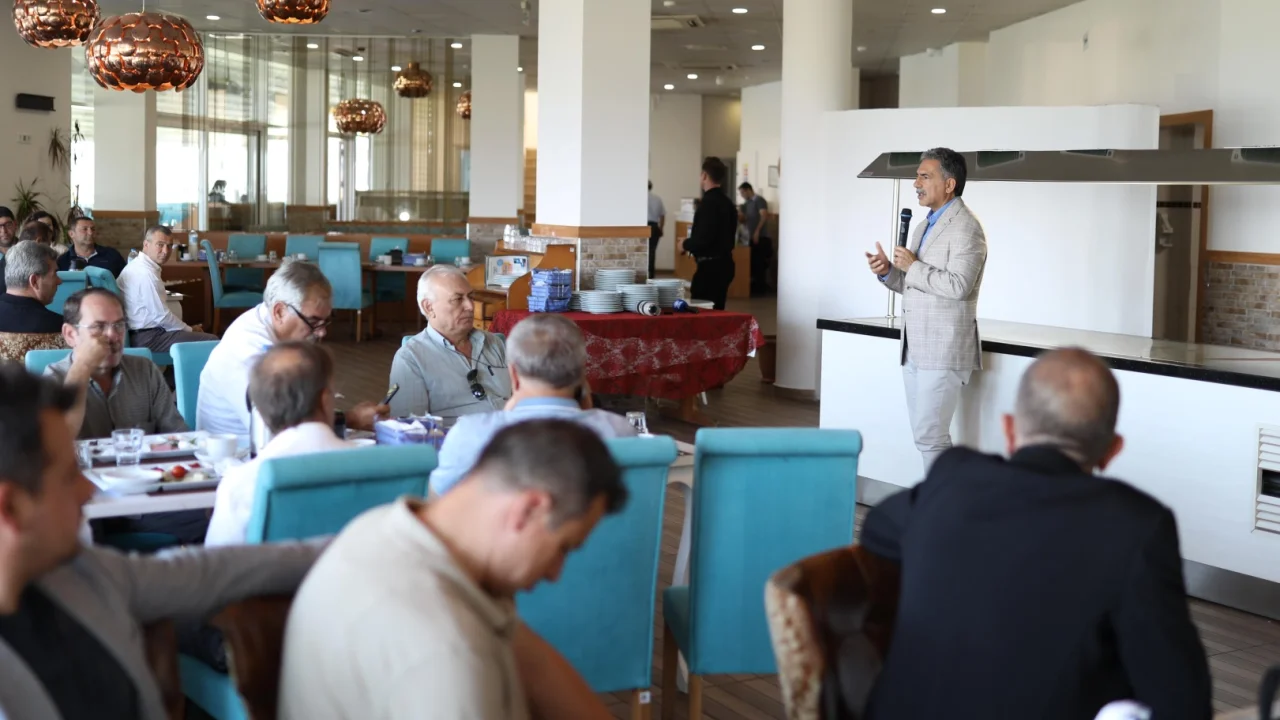 Gemlik'te Belediye-muhtar işbirliği ile talepler çözüm buluyor -