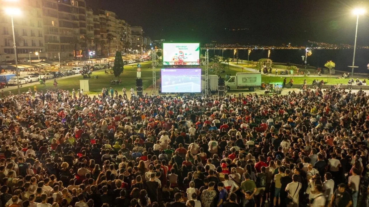 İzmir’de “Filenin Sultanları” için dev heyecan -