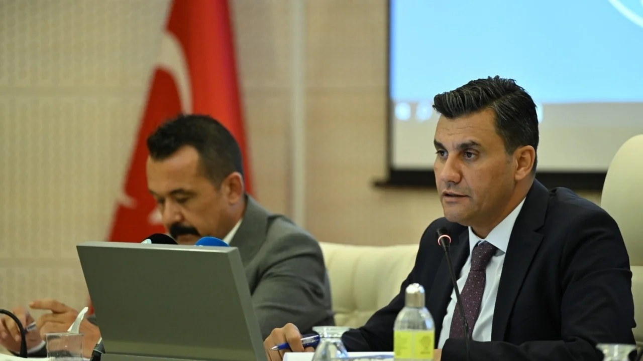 Manisa Büyükşehir'den maaş artışı müjdesi -