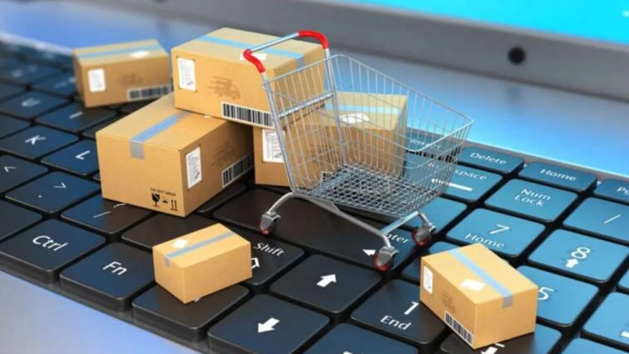E-ticarette hacim büyüyor... Her 5 satıştan 1'i online! -