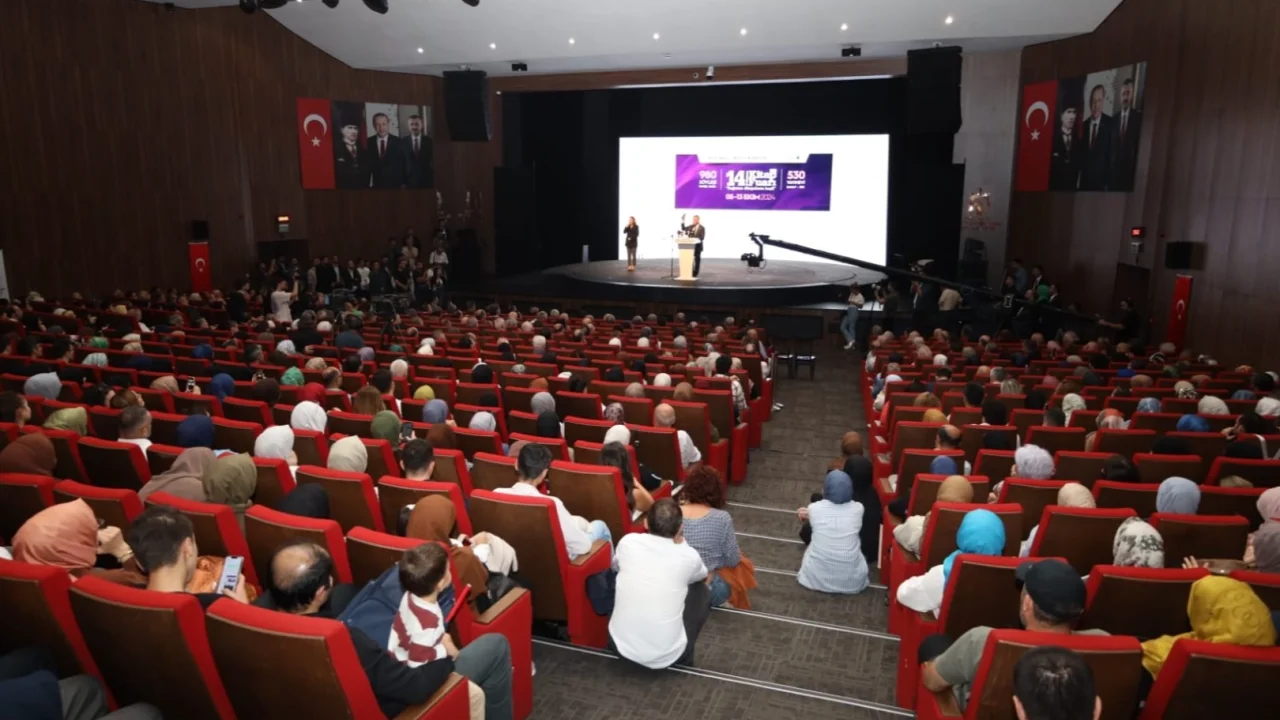 14. Kocaeli Kitap Fuarı muhteşem bir törenle açıldı -