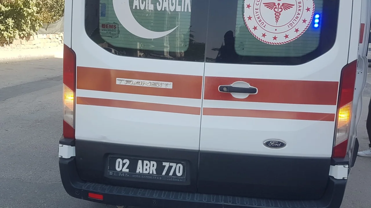 Adıyaman’da küçük çocuğa çarpan motosiklet sürücüsü olay yerinden kaçtı -