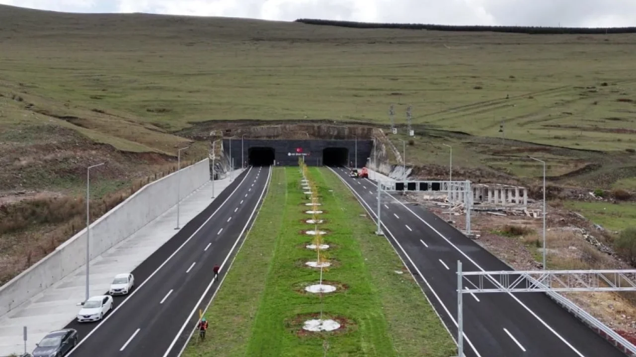 Aktaş Sınır Kapısına erişim sağlayan yol 24 Ekim'de açılıyor -