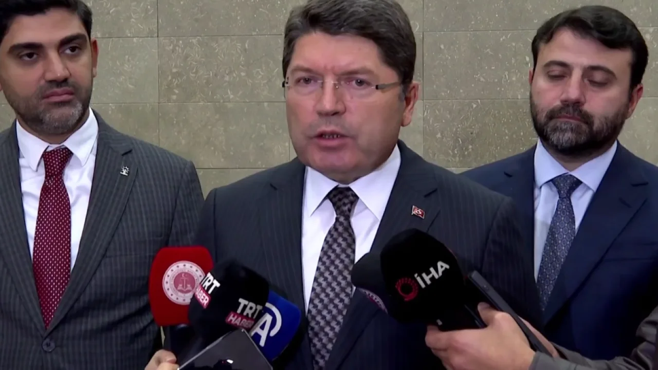 Bakan Tunç: Hiç kimse yargı mensuplarımızı tehdit edemez -