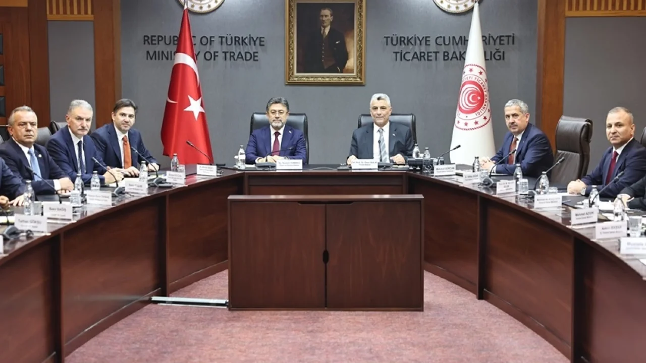 Bakanlar TUSAF temsilcileriyle görüştü -
