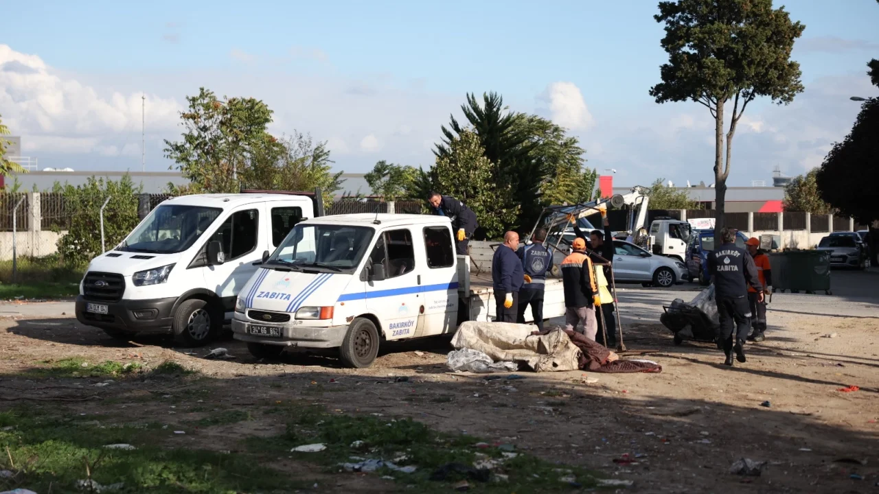 Bakırköy’de düzensiz atık toplayıcılarına denetim  -