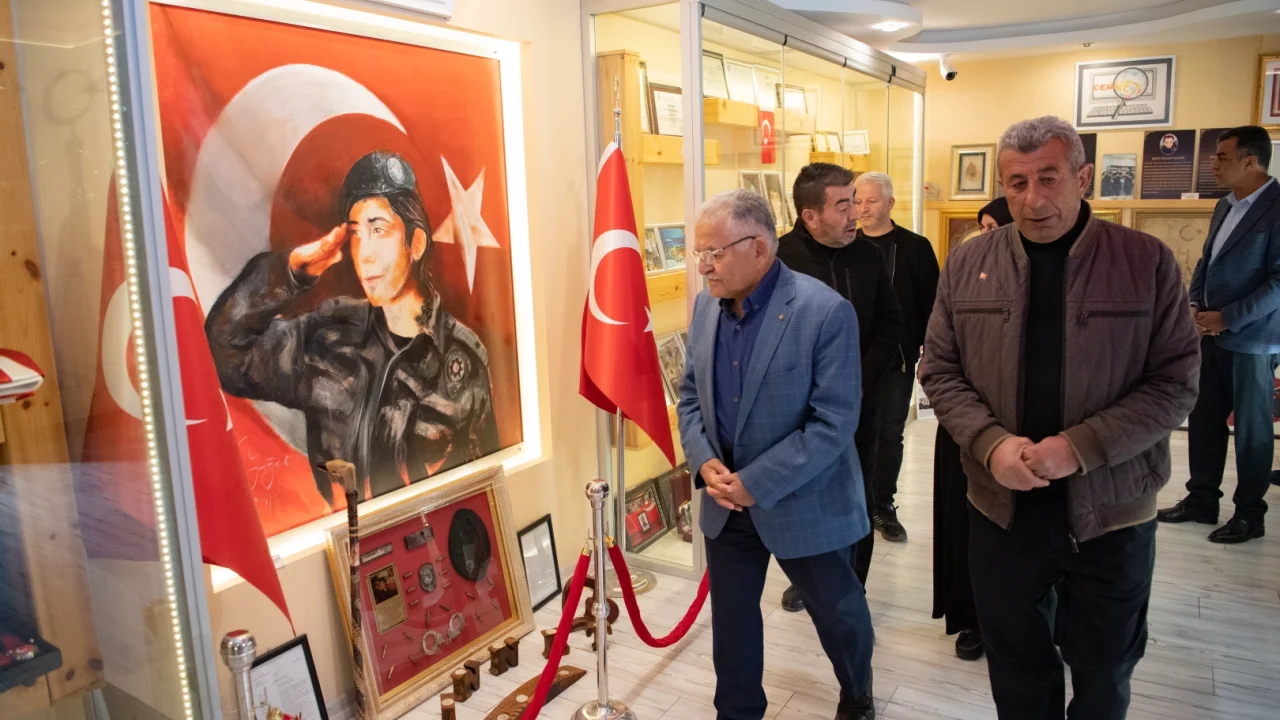 Başkan Büyükkılıç, 15 Temmuz şehidi Cennet Yiğit'in ailesini ziyaret etti -
