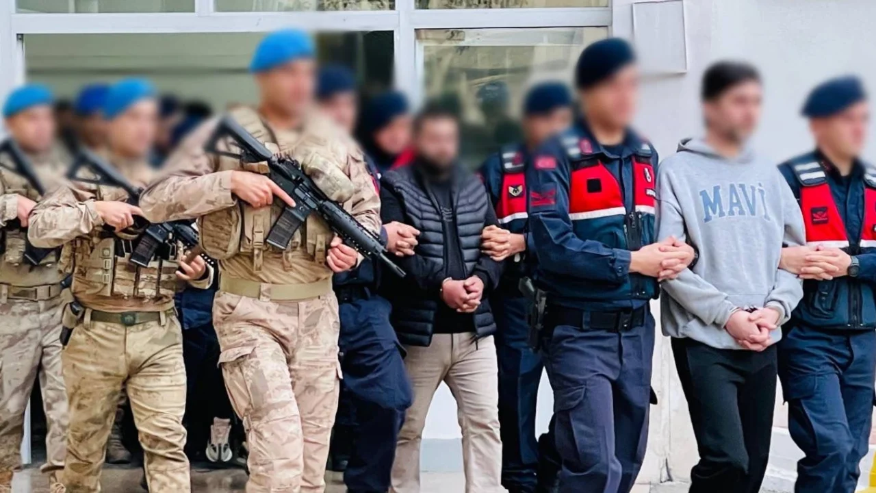 Bursa merkezli 4 ilde organize suç örgütü çökertildi! -