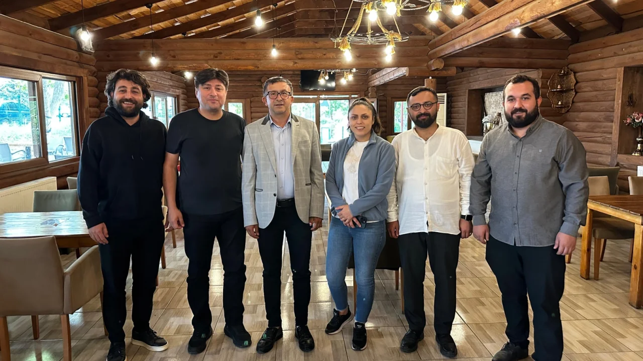 Gazeteci İsmail Koyuncu, UGİYAD'ın yeni genel başkanı seçildi -