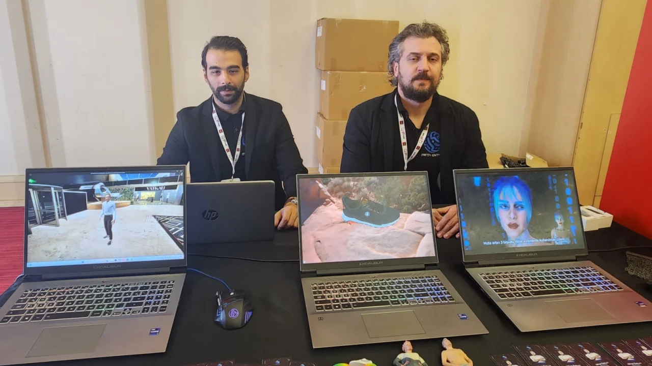 Geleceğin teknolojisi 'dijital ikiz' TechAnkara'da ilgi gördü -