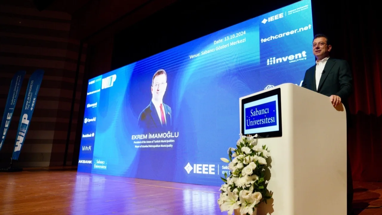 İmamoğlu üniversitelilerle buluştu -