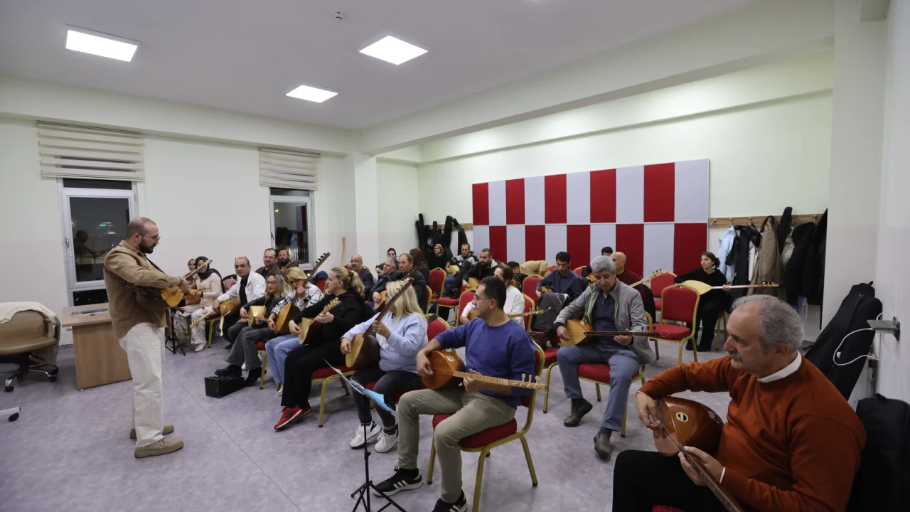Kayseri Büyükşehir Konservatuvarı 2024 kış dönemi kursları bin 952 kursiyer ile eğitimlere başladı -