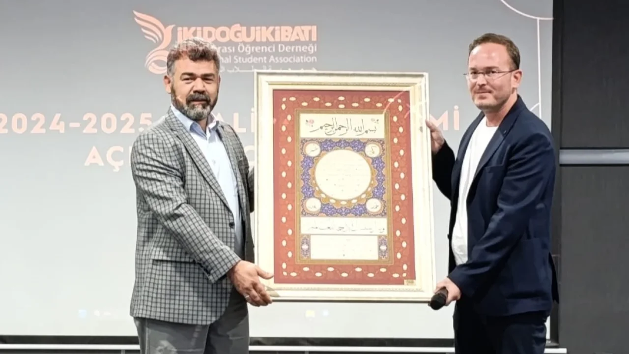 Konya'da 'İki Doğu İki Batı'da nöbet değişimi -