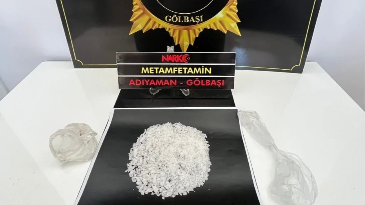 Adıyaman Gölbaşı’nda yolcu otobüsünde uyuşturucu operasyonu -