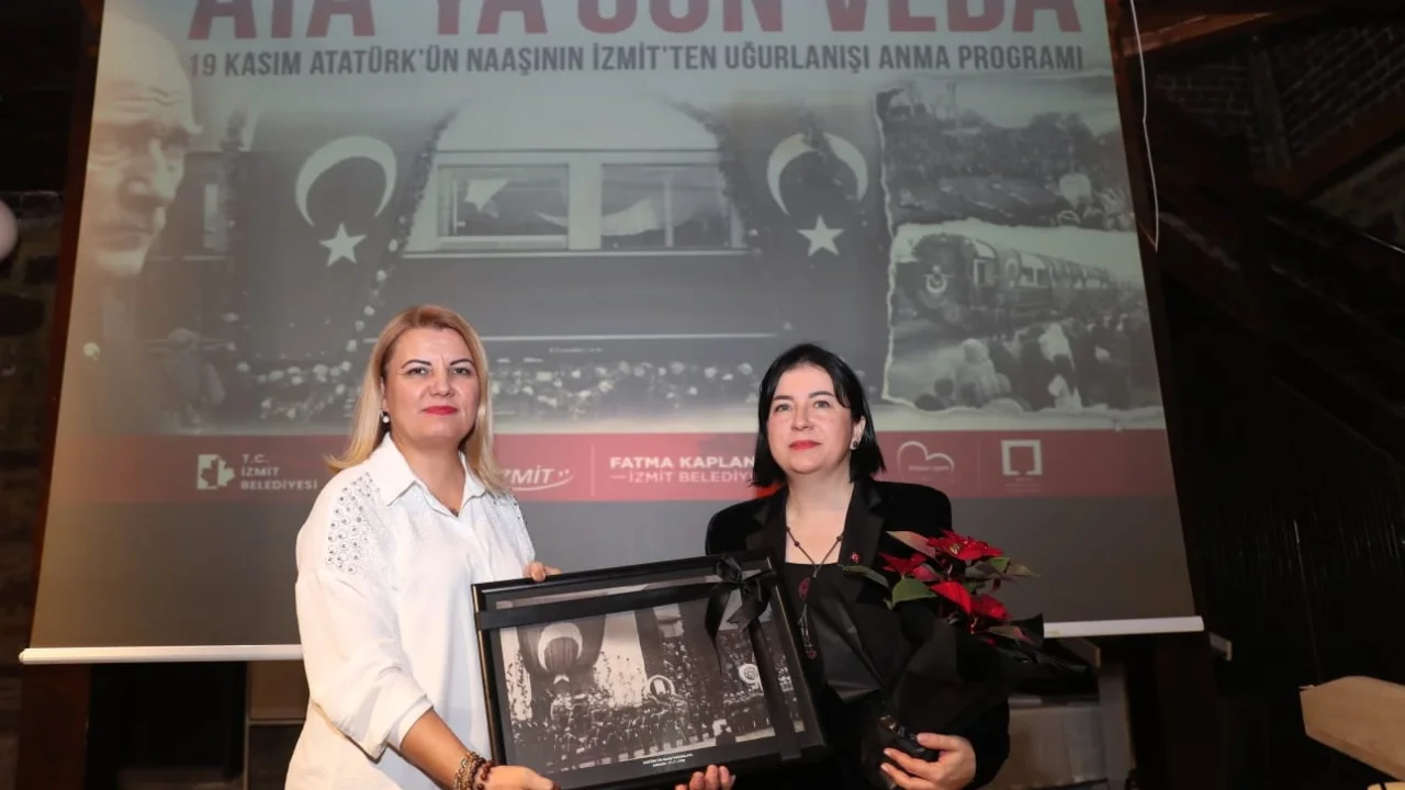 Ata'nın naaşının İzmit’ten Ankara’ya uğurlanışının 86. yılı özlemle anıldı -