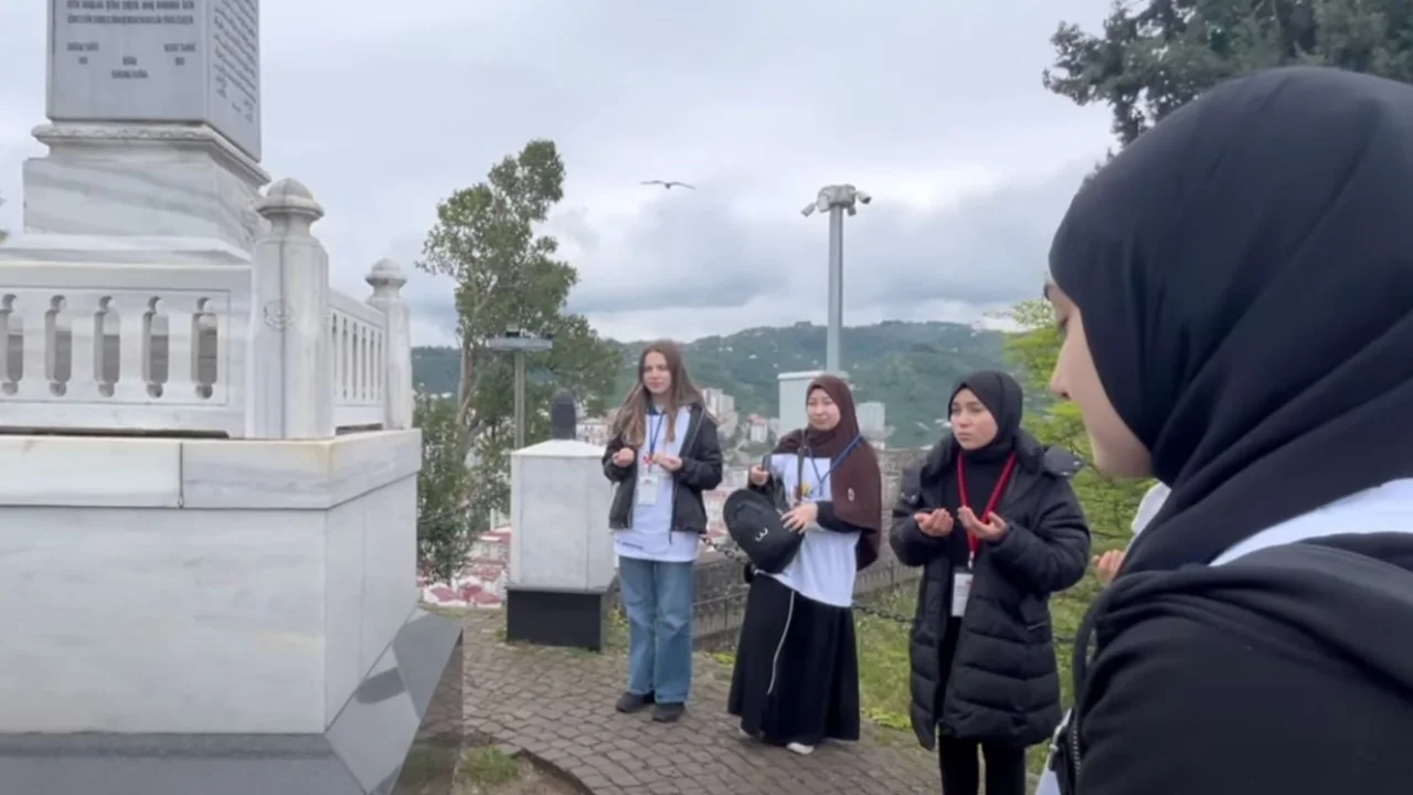 'Ayrı değil biriz biz' filmiyle Sakarya'ya gelen birincilik -