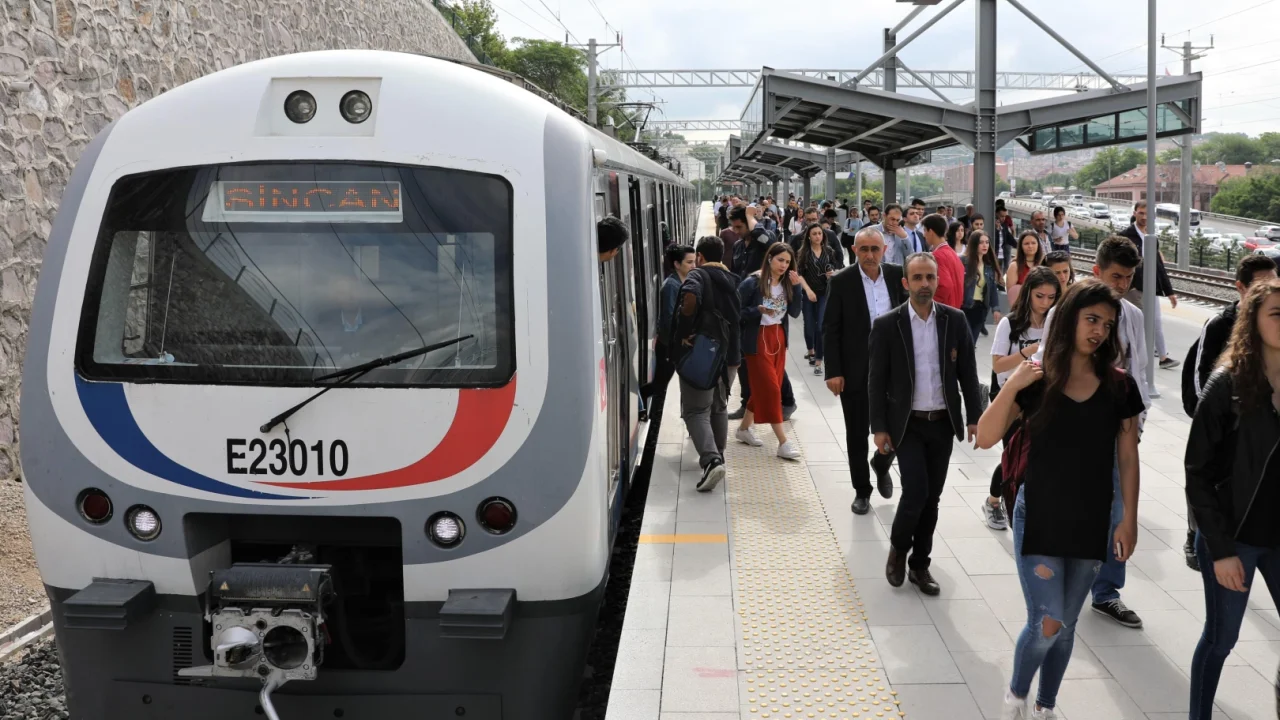 BaşkentRay rekor kırdı! Bir günde 94 bin yolcu -