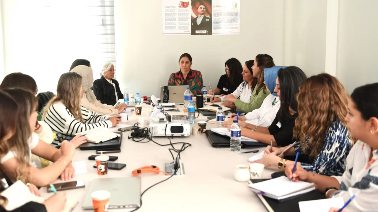 Bursa Osmangazi'nin kreş öğretmenlerine hizmet içi eğitim -