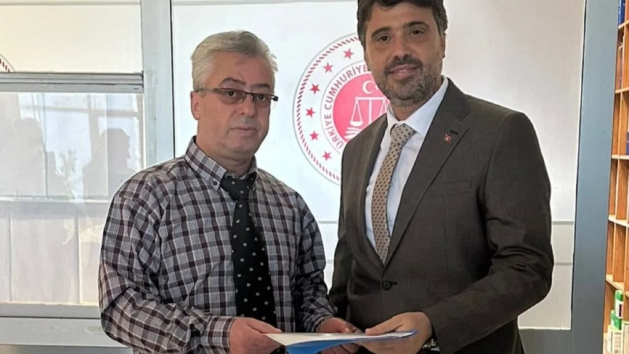 Edirne Keşan'da AK Partililer mazbatasını aldı -