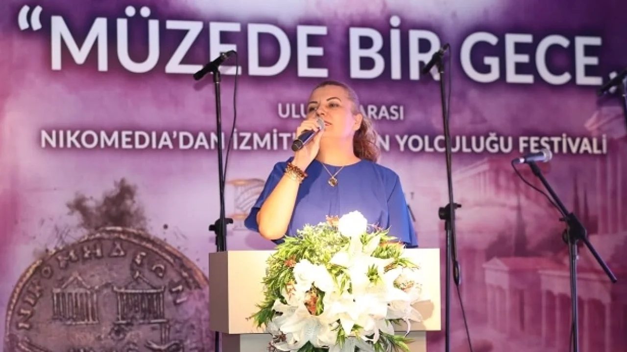 İzmitliler “Müzede Bir Gece” kültürel yolcuğa çıktı -