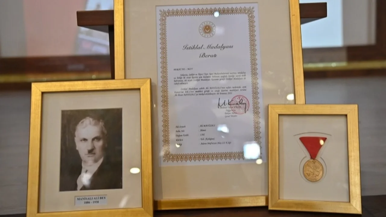Manisa'da Kurtuluş Gazisi Ali Bey unutulmadı -