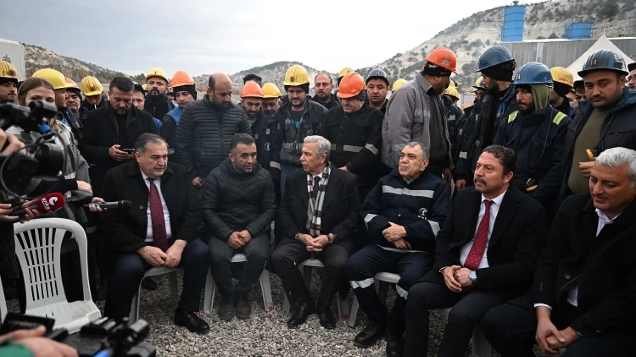 Mansur Yavaş'tan grevdeki işçilere ziyaret -