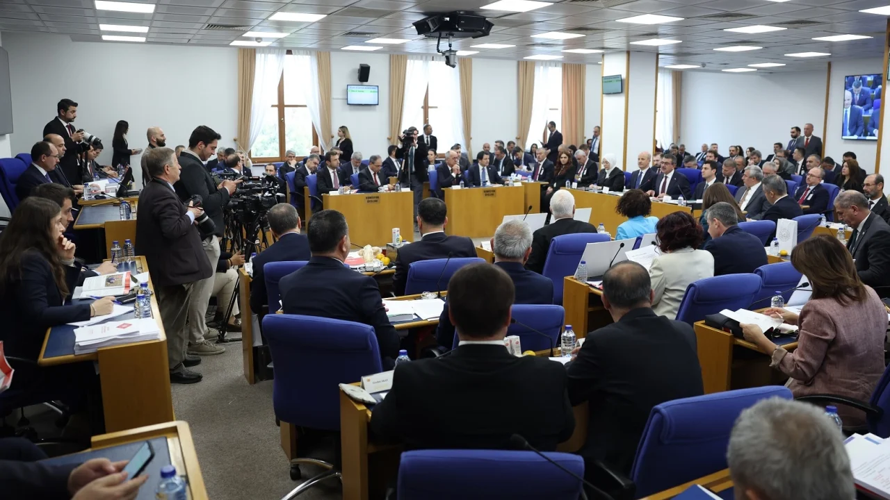MEB'in 2025 yılı bütçesi de komisyondan geçti -