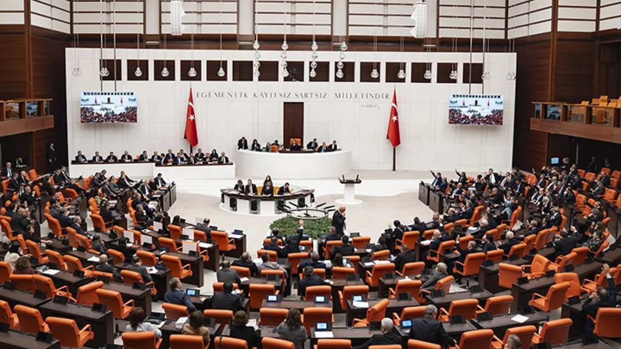 2025 bütçeleri onaylanıyor... Adalet ve Dışişleri'nin bütçeleri kabul edildi