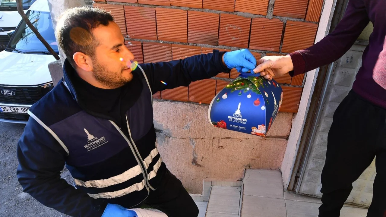 Başkan Tugay’dan çocuklu ailelere 2025 sürprizi