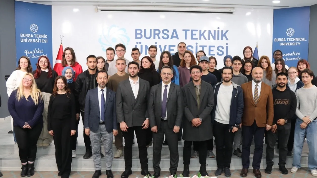BTÜ'de 'Yeni Nesil Havacılıkta Türkiye’nin Konumu' konuşuldu