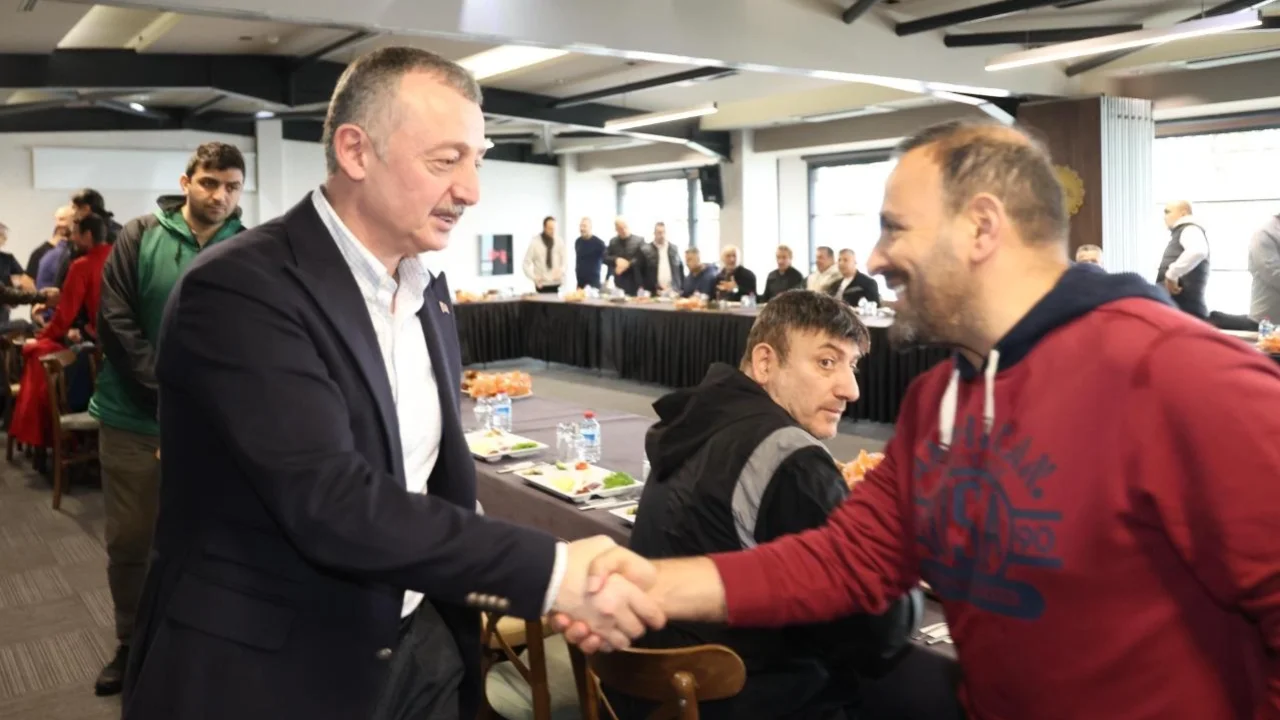 Büyükakın, Pusula Derneği'ne konuk oldu