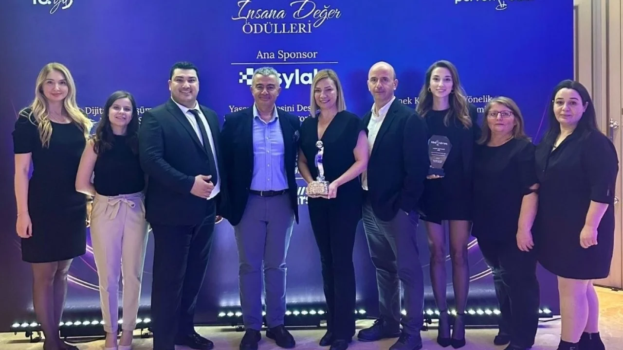 Eker'in 'Otizmli Bireyler İş Gücünde' istihdamına PERYÖN ödülü