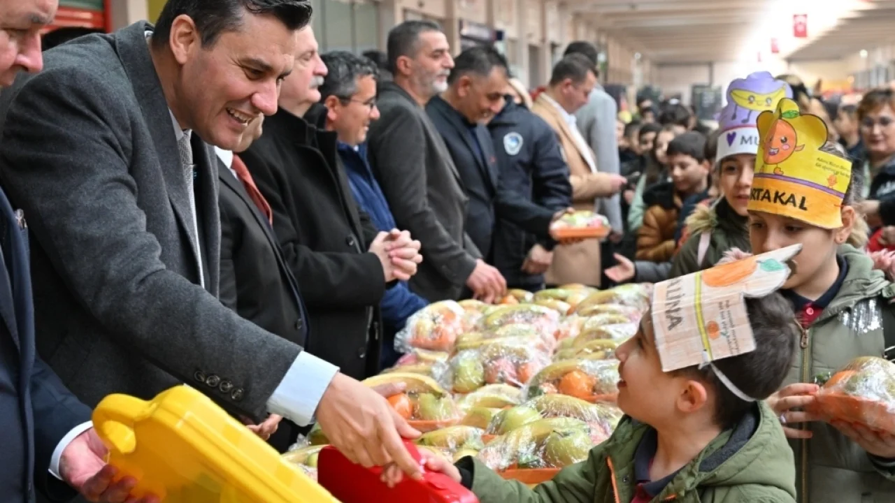 Manisa'da 'Yerli Malı' halde kutlandı
