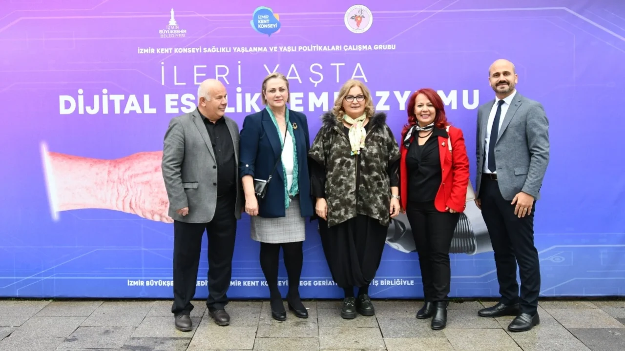 İzmir’de 'İleri Yaşta Dijital Eşitlik' sempozyumu