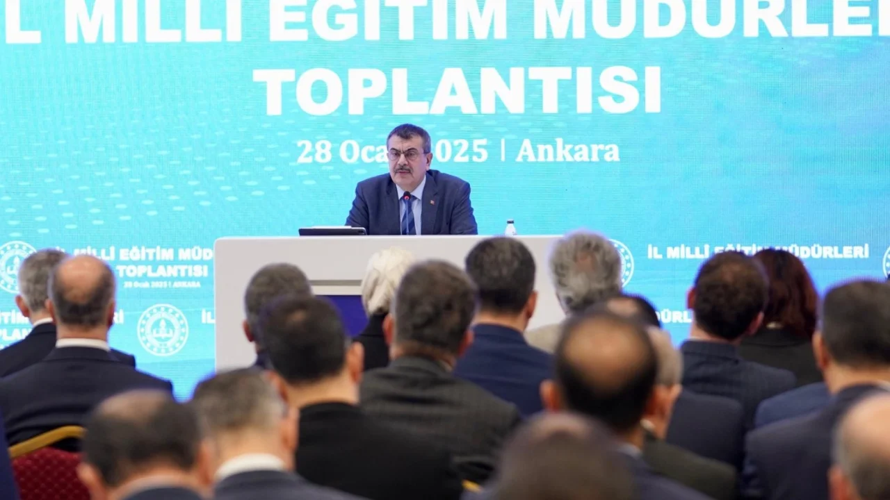MEB yapay zekâ destekli sistemi hayata geçiriyor