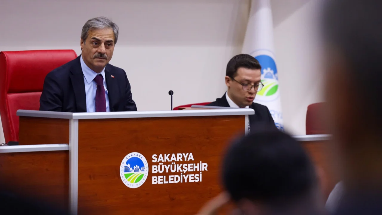 Sakarya yılın ilk meclisinde müjdeleri sıraladı