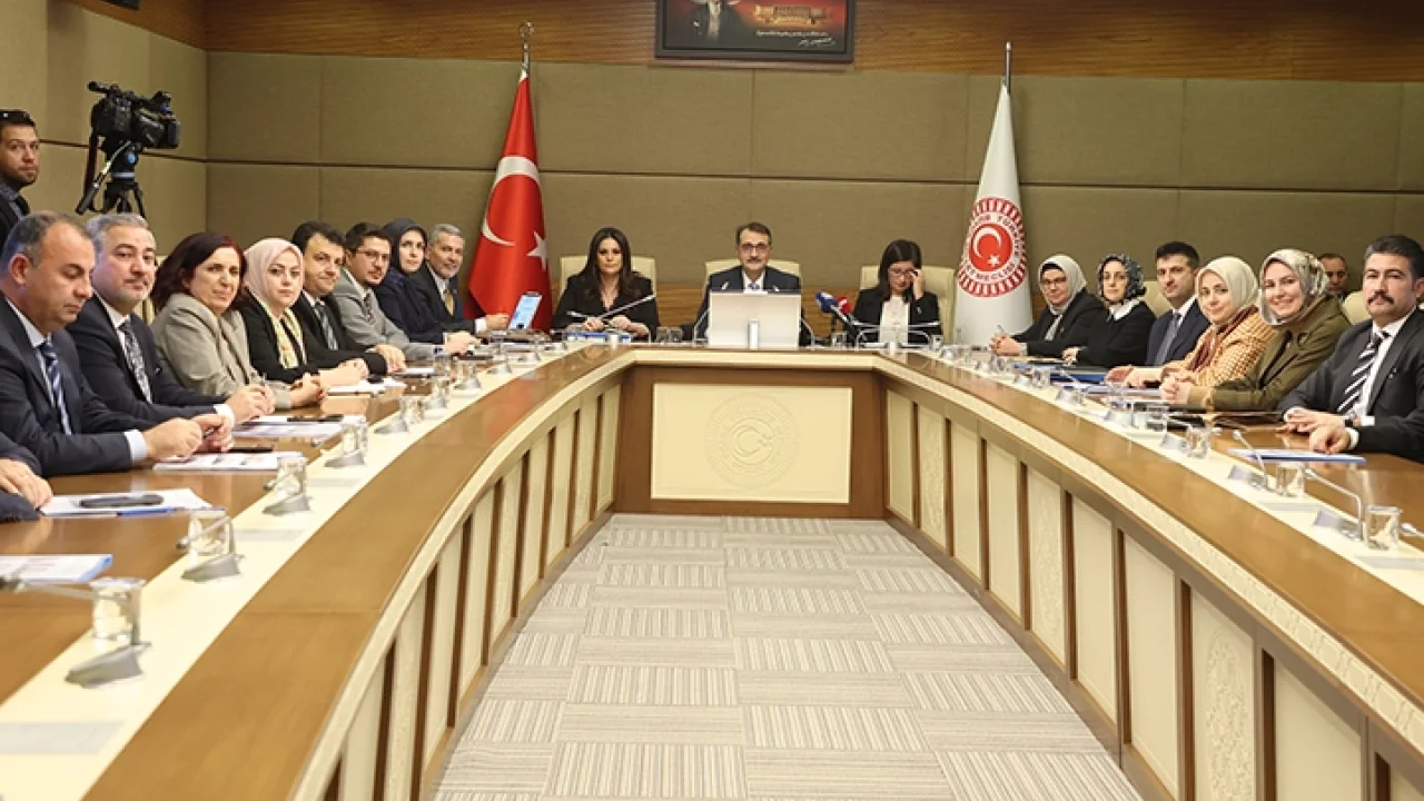 Yapay Zeka Araştırma Komisyonu ilk toplantısını yaptı... Bugünün değil, yarını kökten değiştirecek güç!