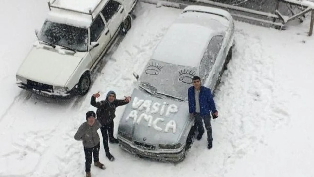 Ankaralı öğrencilerin kar tatili talebine Samsun'dan destek