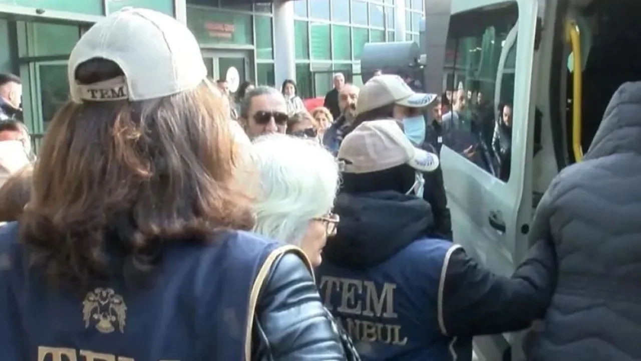 İstanbul'da CHP'li 9 belediyede 10 tutuklama!