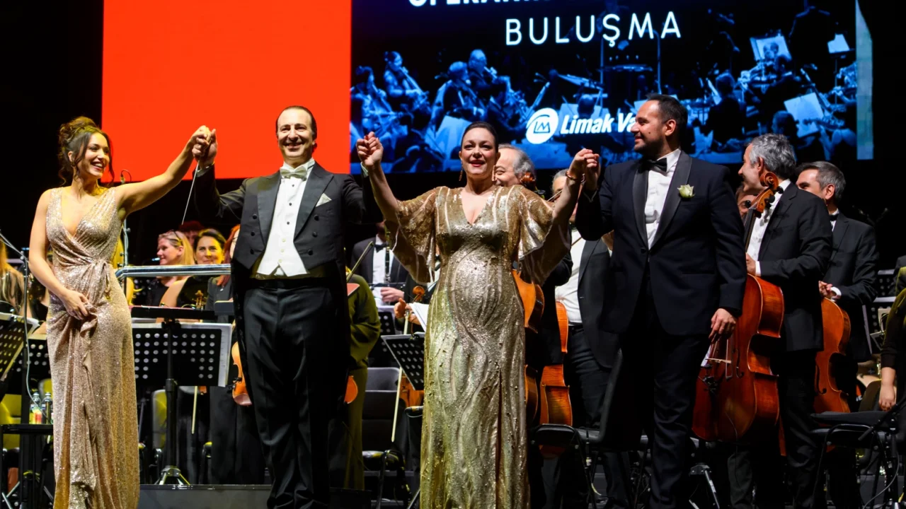 Operanın dünyaca ünlü yıldızları İstanbul’dan geçti
