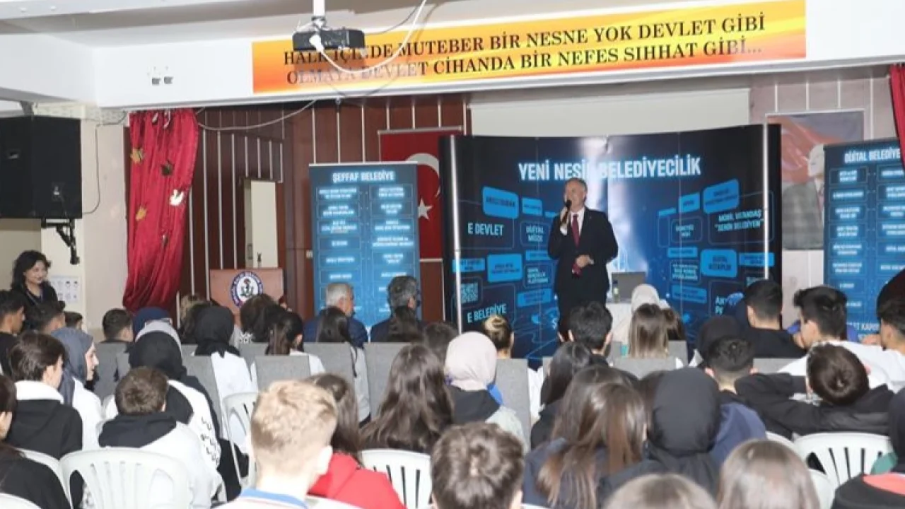 Bursa İnegöl'de Başkan Taban'dan Sağlık Meslek Lisesi öğrencilerine ziyaret