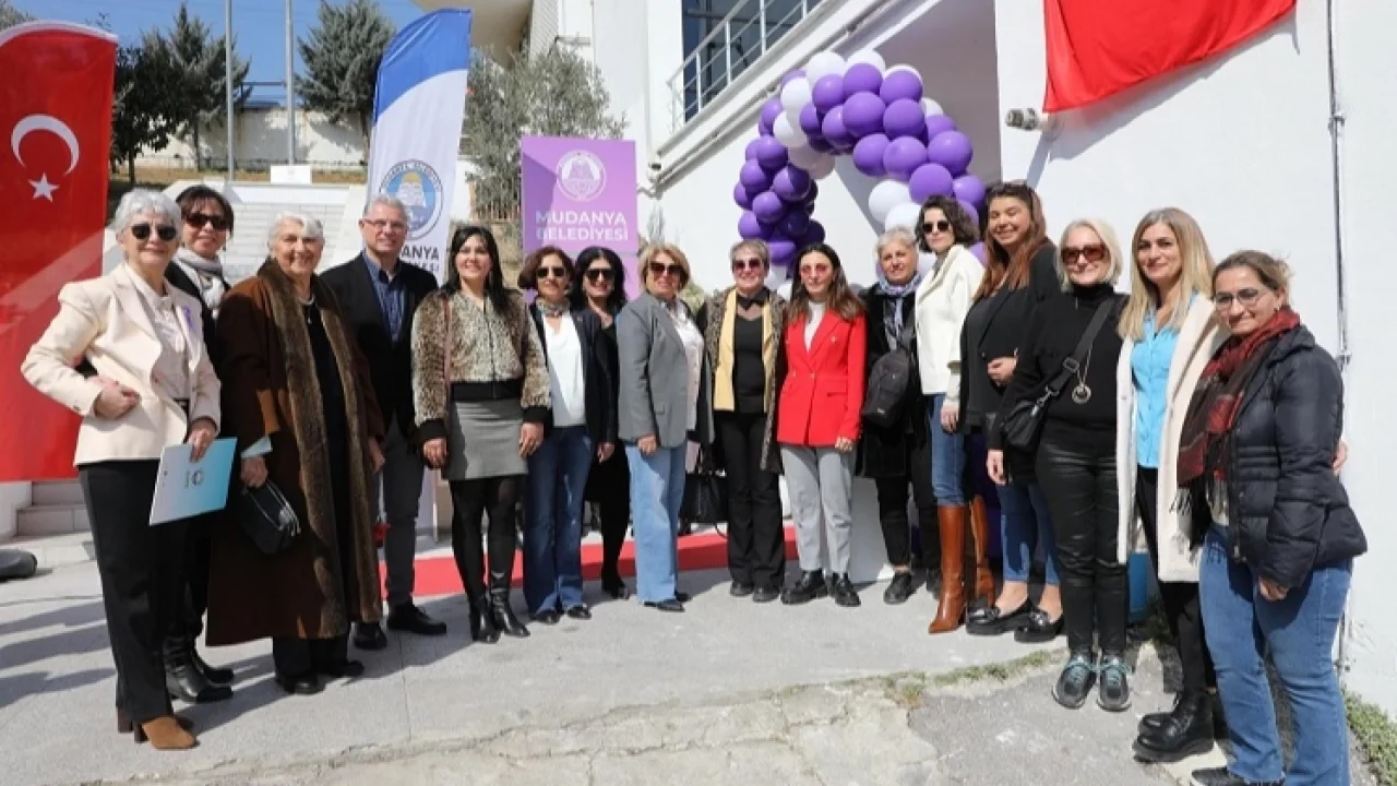 Bursa Mudanya'da kadınlar için tarihi adım
