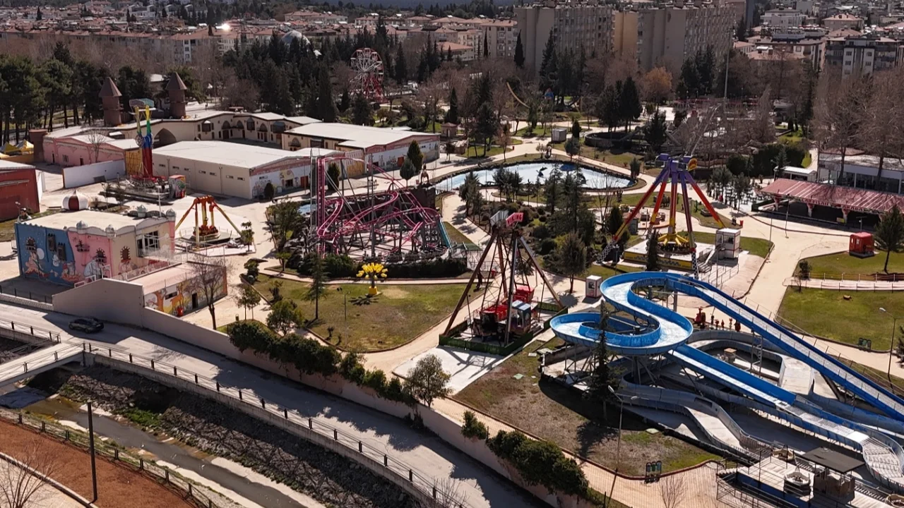 Gaziantep Büyükşehir Temaparkı tekrar hizmete açıldı